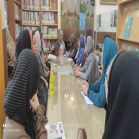 نشست مطالعاتی ویژه مادران" زندگی خود را دوباره بیافرینید"